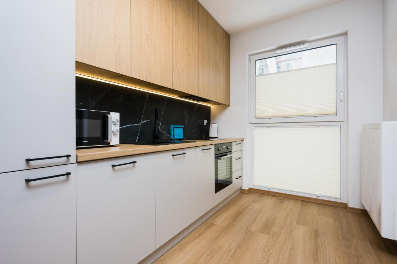 Tauron Arena Apartment With Garage - Krakow Lema エクステリア 写真