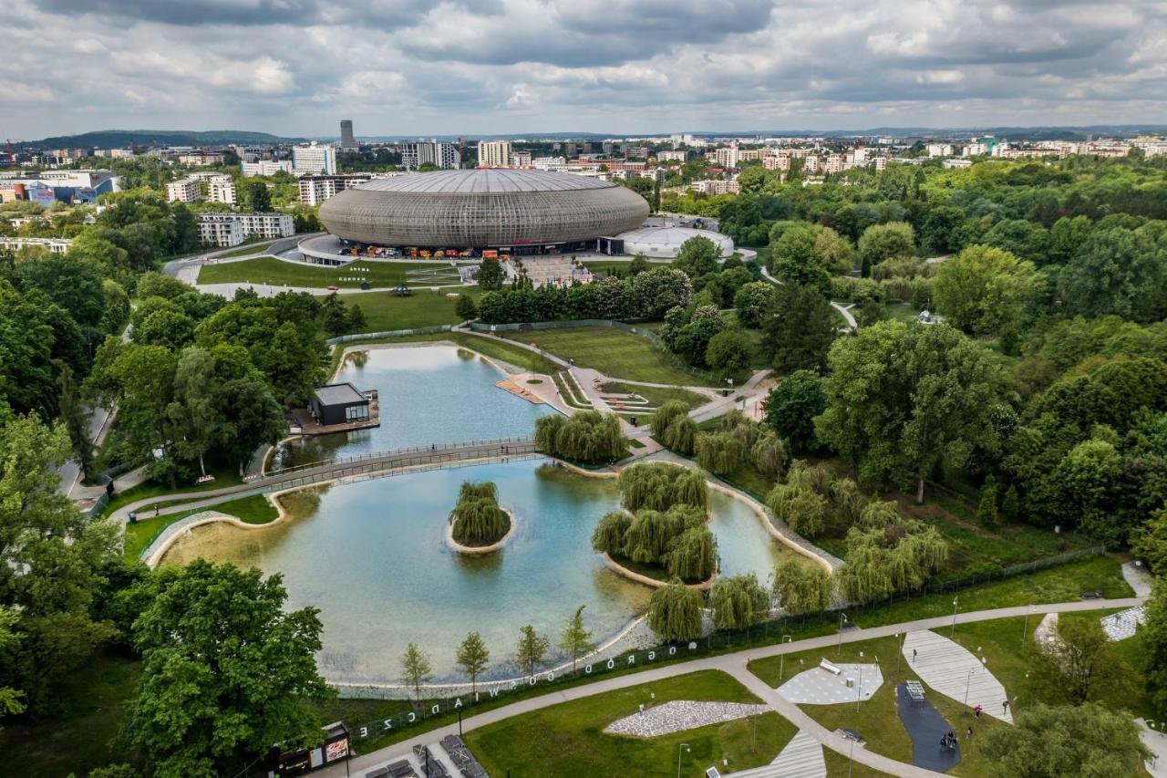 Tauron Arena Apartment With Garage - Krakow Lema エクステリア 写真