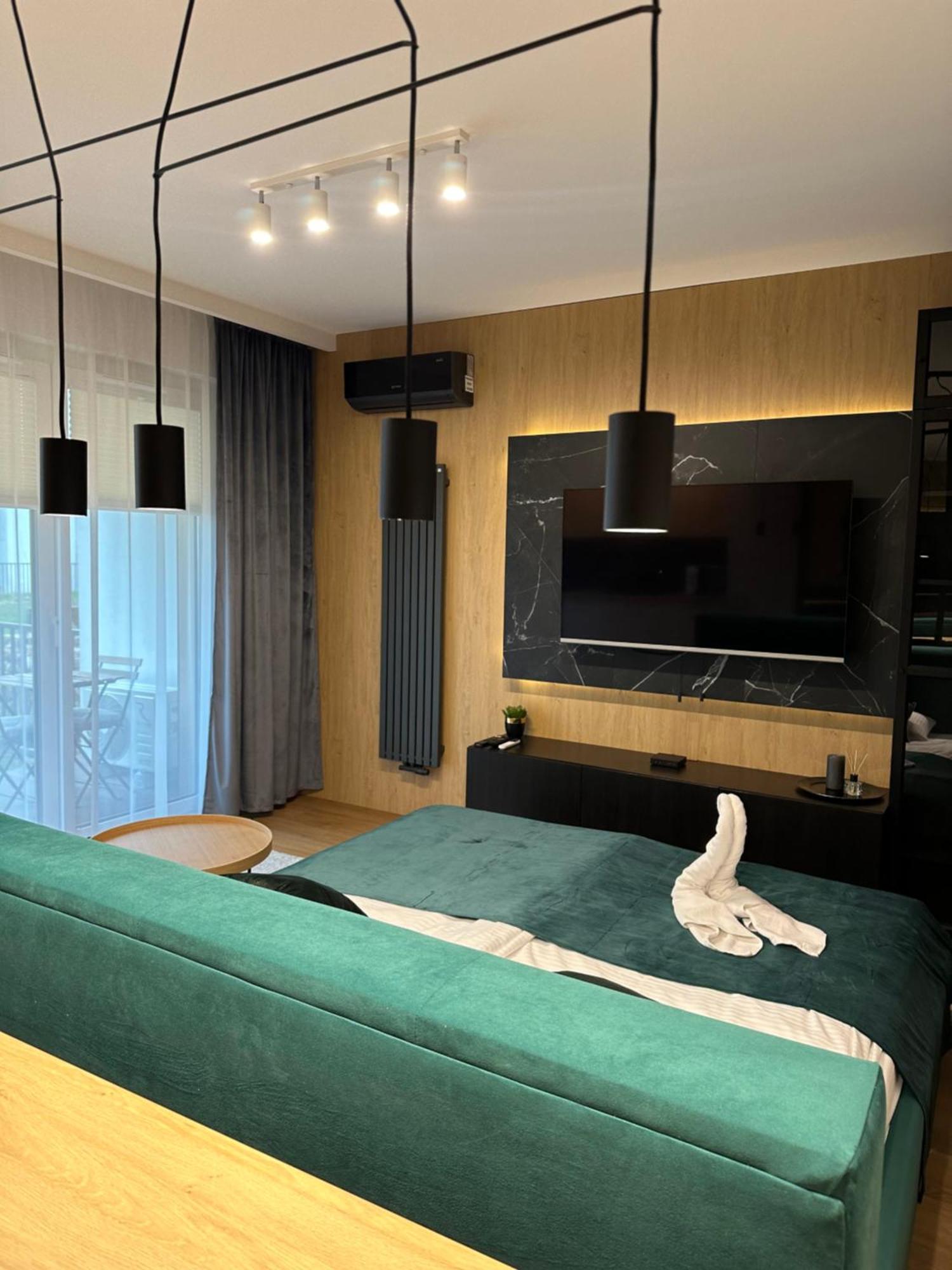 Tauron Arena Apartment With Garage - Krakow Lema エクステリア 写真